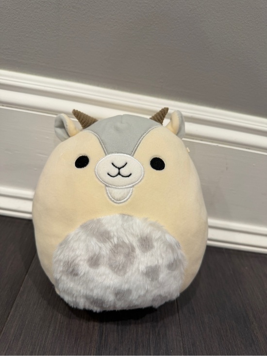 Squishmallows Other - NWOT Gimlet the Goat 7” in Squishmallows Plush Pillow Stuffed Animals- damaged